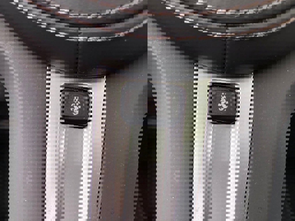 Used 2023 BMW X5 xDrive45e w/ Executive Package image 25