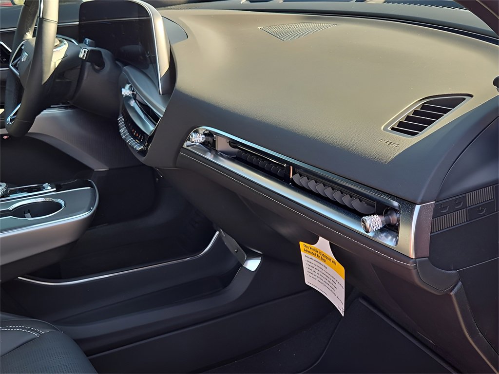 New 2025 Cadillac Lyriq Sport image 13