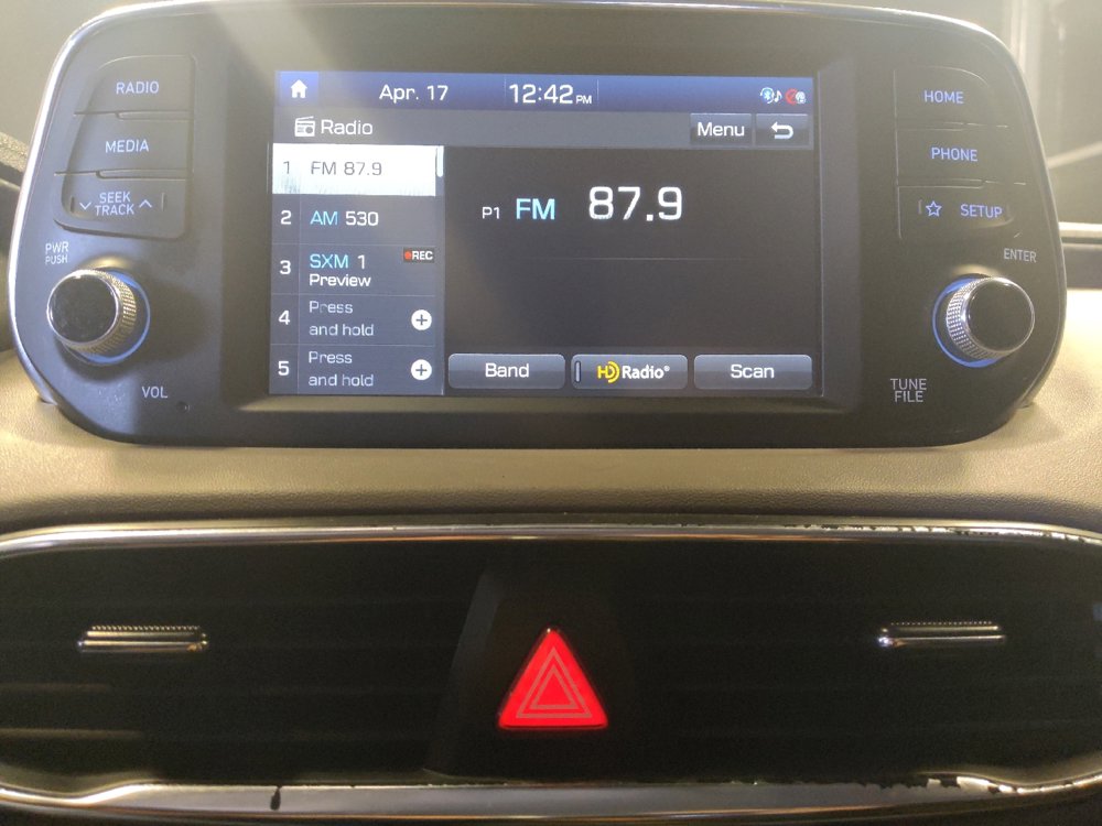Used 2020 Hyundai Santa Fe SEL w/ Convenience Package FWD image 25