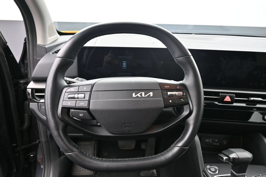 Used 2026 Kia Sportage LX FWD image 23