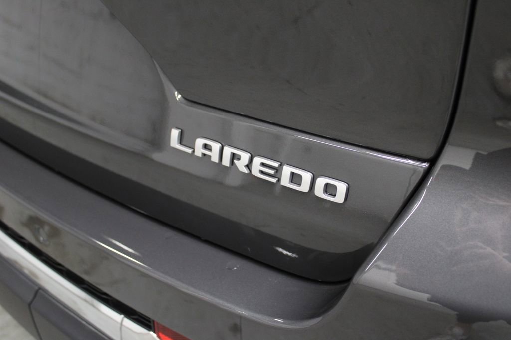 New 2025 Jeep Grand Cherokee Laredo X w/ Luxury Tech Group I image 37