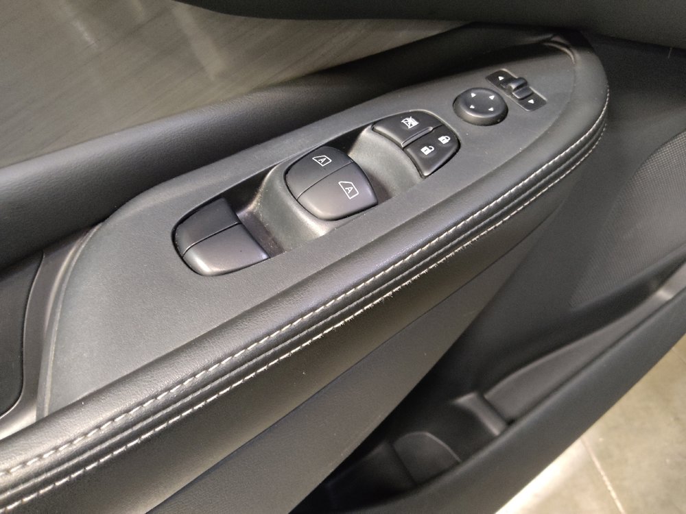 Used 2018 Nissan Murano S FWD image 27