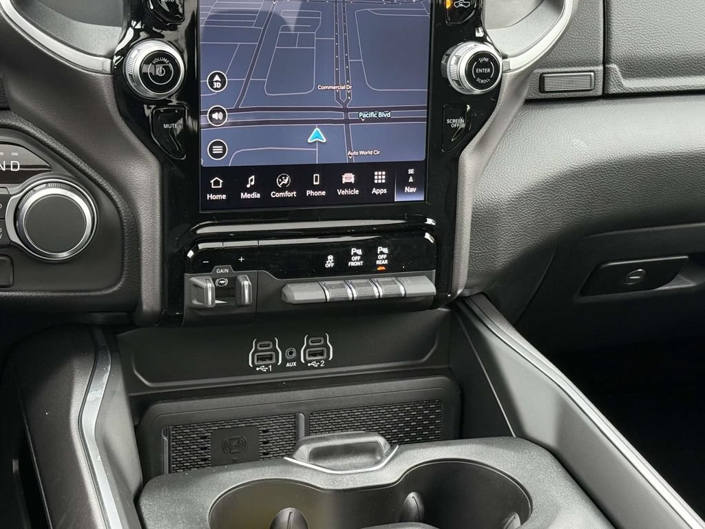 New 2026 RAM 1500 Big Horn AWD/4WD image 21