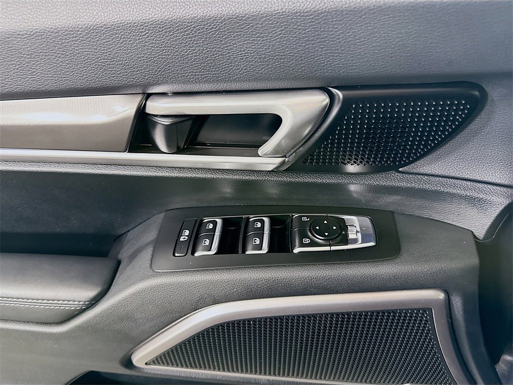 Used 2024 Kia Telluride LX image 24