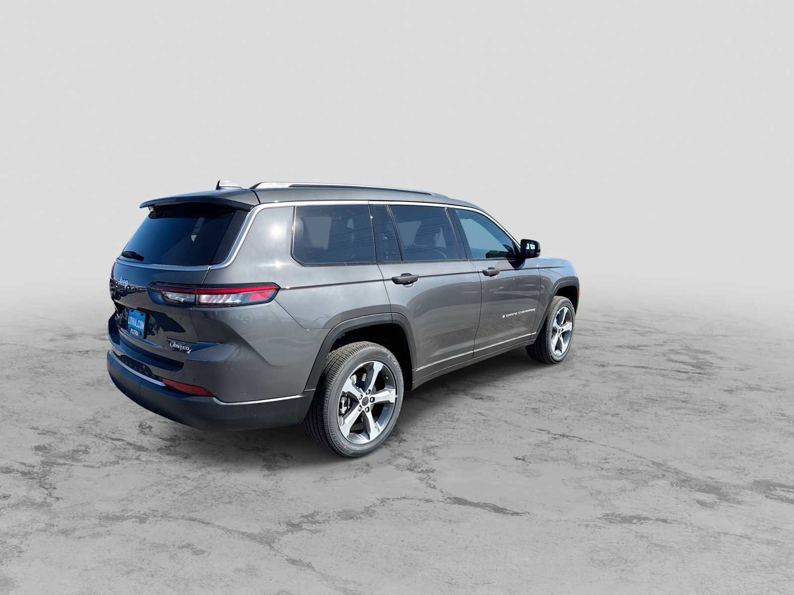New 2026 Jeep Grand Cherokee L Limited image 8