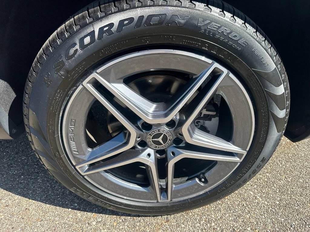 Used 2022 Mercedes-Benz GLC 300 4MATIC image 9