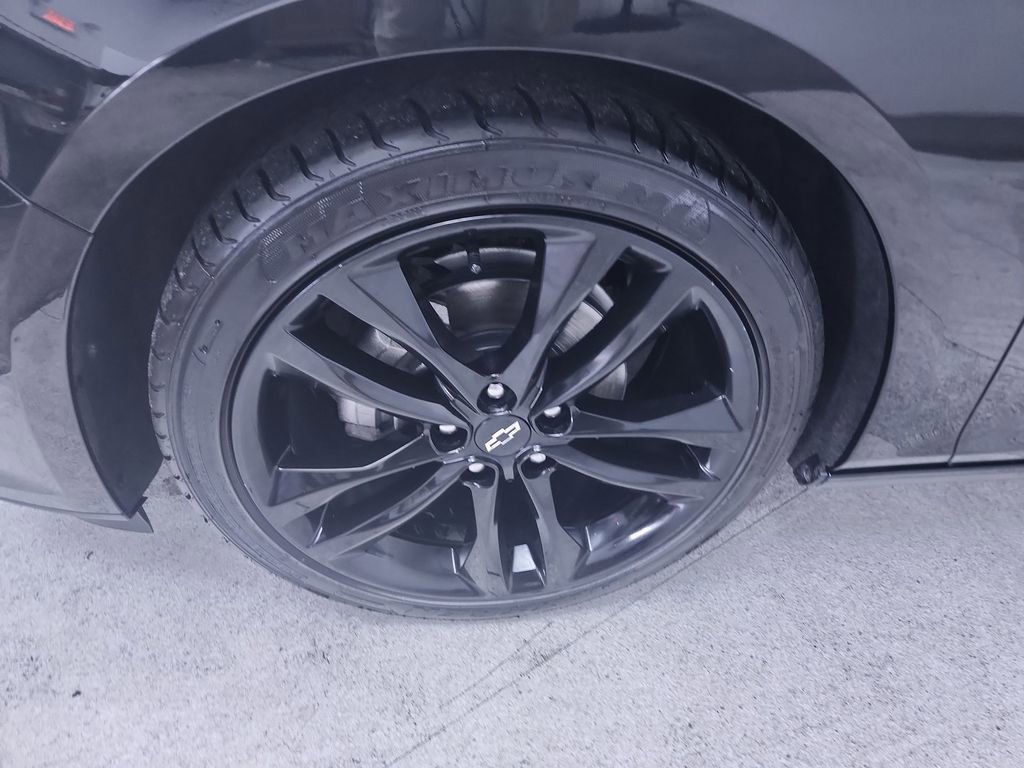 Used 2023 Chevrolet Malibu LT w/ Midnight Edition FWD image 10