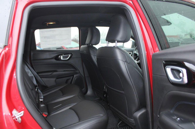 New 2026 Jeep Compass Latitude AWD/4WD image 4