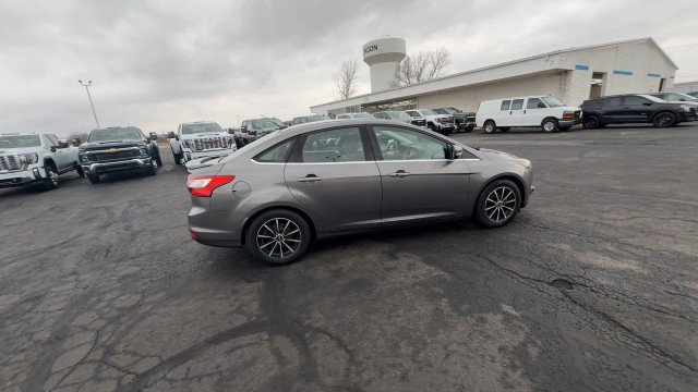 Used 2013 Ford Focus Titanium w/ Titanium Handling Pkg image 2