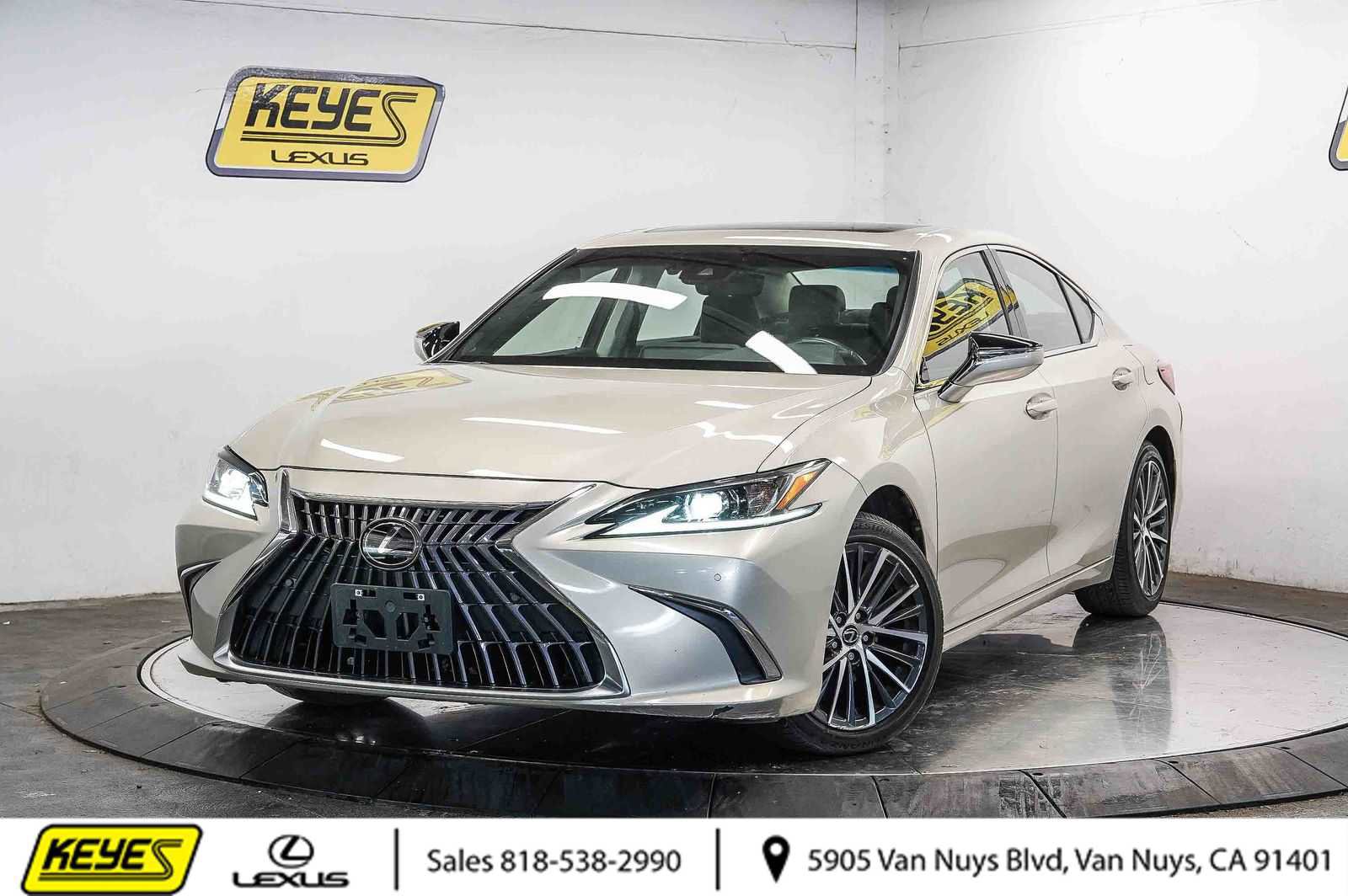 Used 2024 Lexus ES 350 w/ Premium Package FWD image 1
