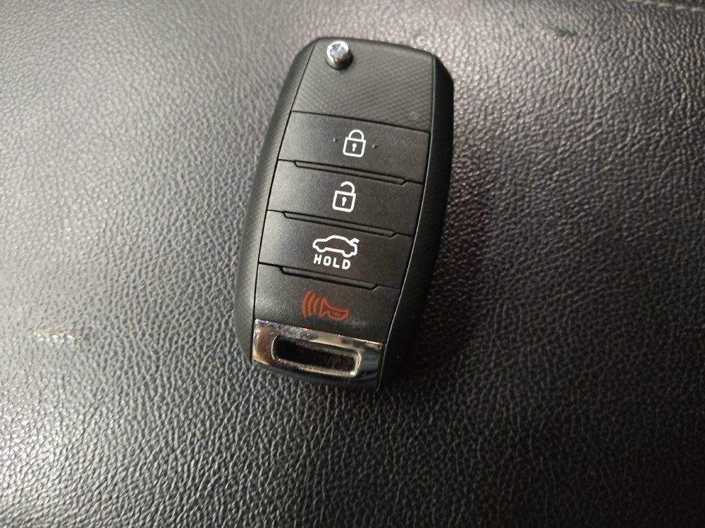 Used 2019 Kia Optima LX FWD image 32