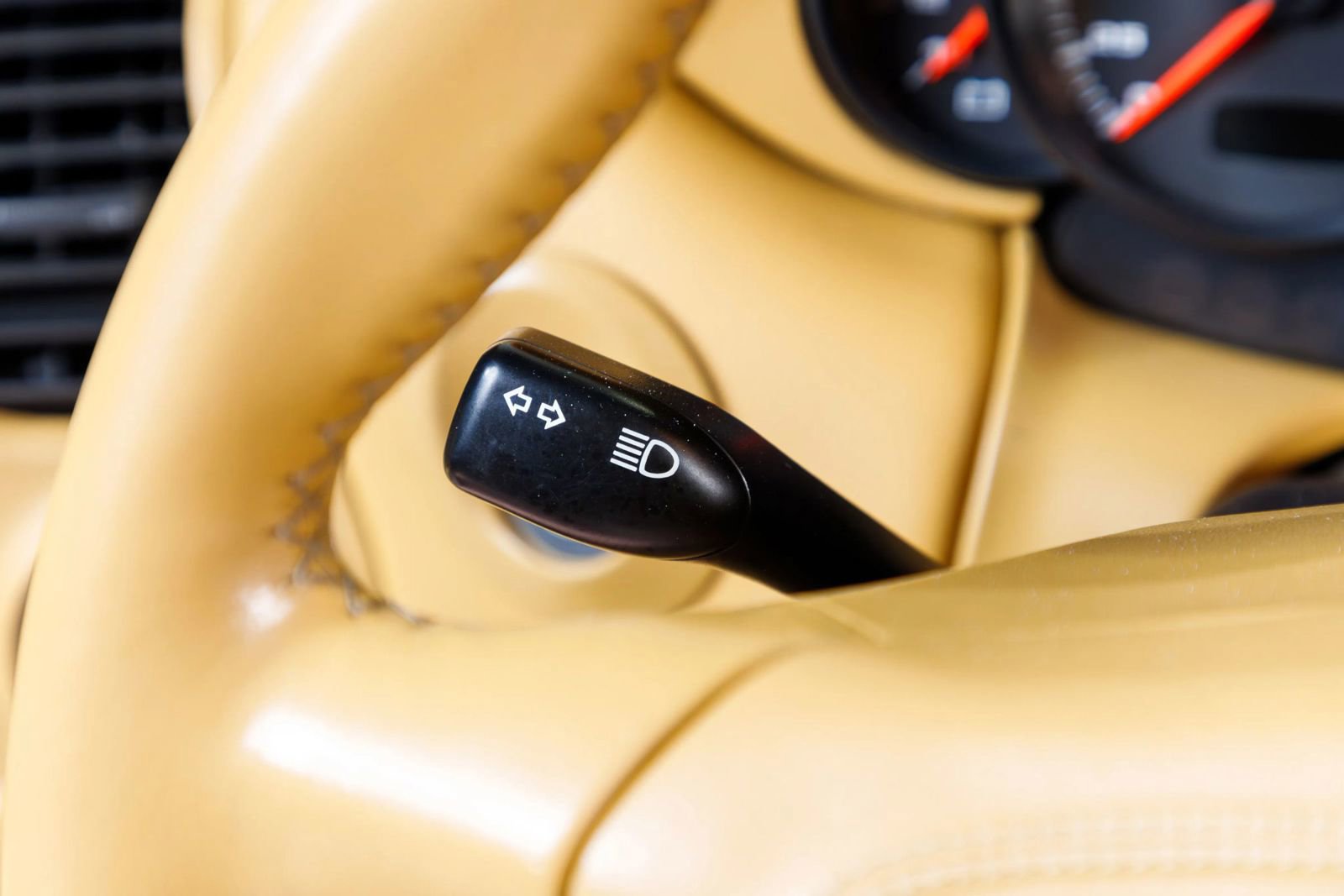 Used 2003 Porsche 911 Carrera image 98