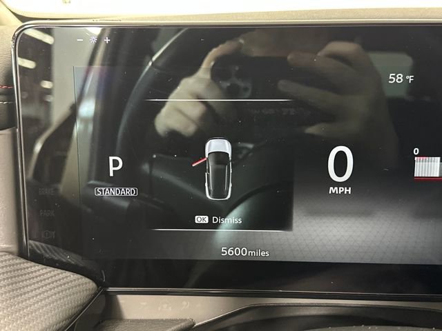 Certified 2025 Nissan Kicks SR image 18