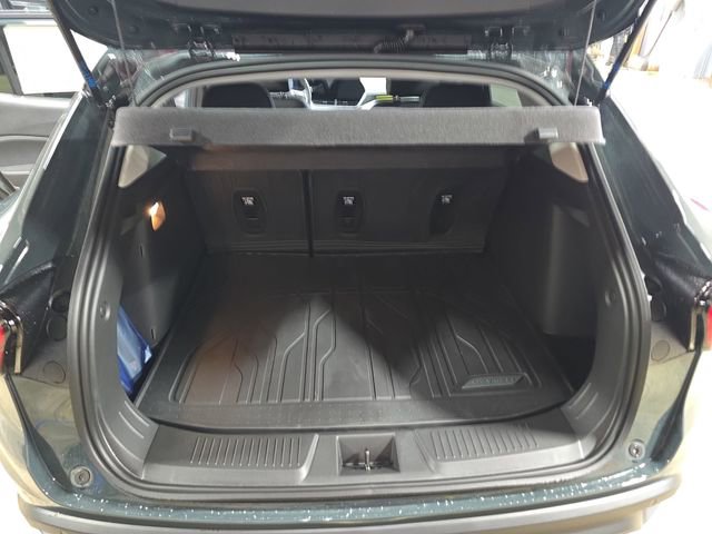 New 2026 Chevrolet Trax LT w/ Driver Confidence Package FWD image 13