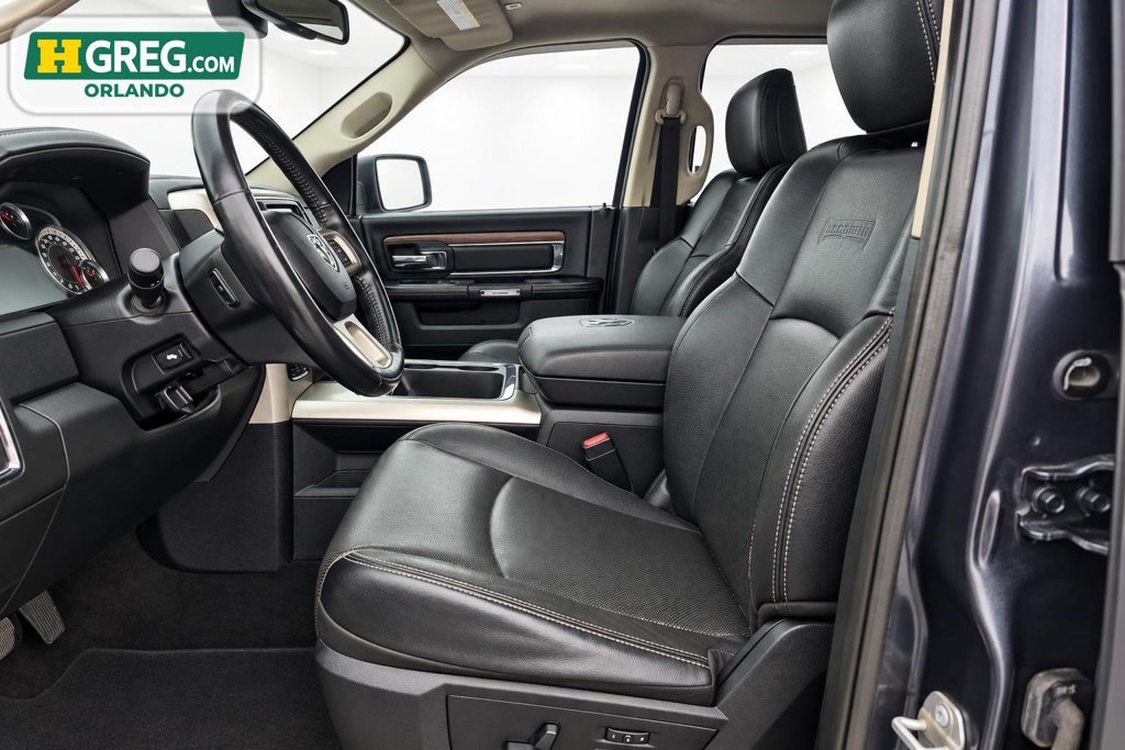 Used 2017 RAM 1500 Laramie w/ Convenience Group AWD/4WD image 8