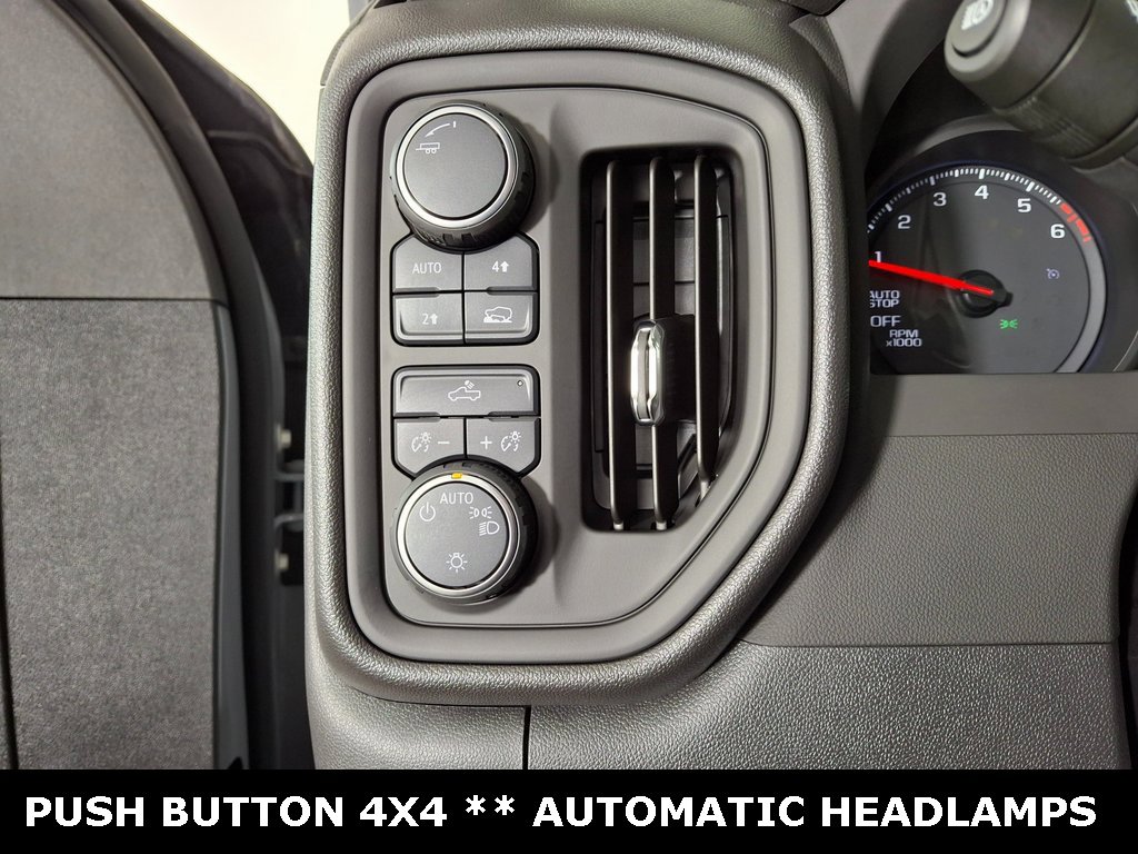 Used 2024 Chevrolet Silverado 1500 Custom image 14