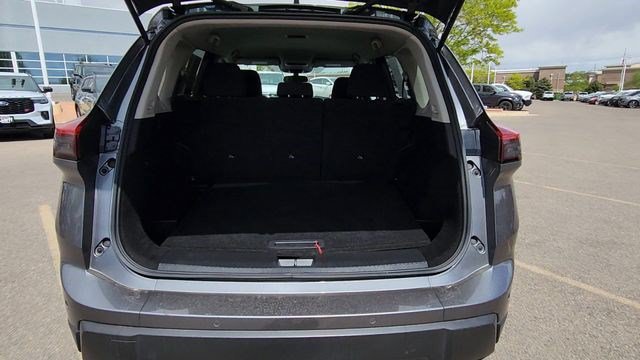 Used 2024 Nissan Rogue S AWD/4WD image 40