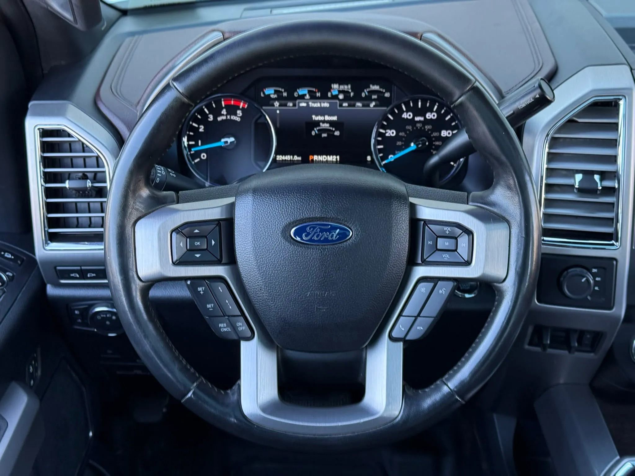 Used 2017 Ford F350 Platinum w/ Platinum Ultimate Package image 18