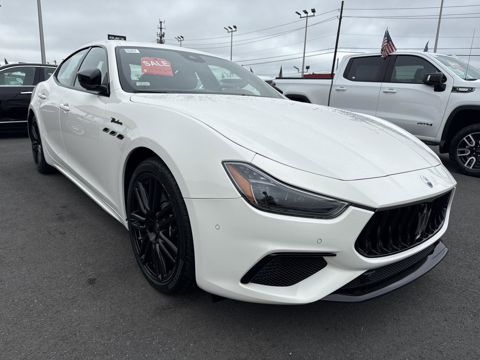 Used 2023 Maserati Ghibli Modena Q4 image 2