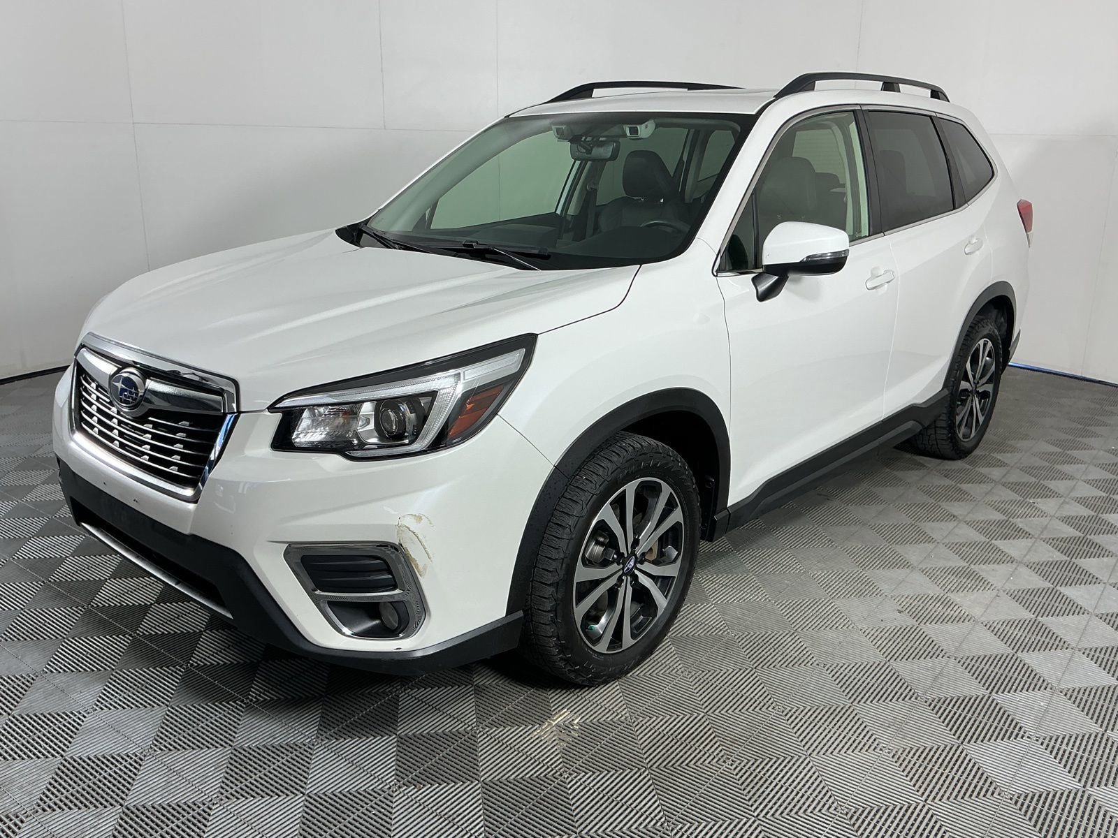 Used 2019 Subaru Forester Limited w/ Popular Package #3 image 3