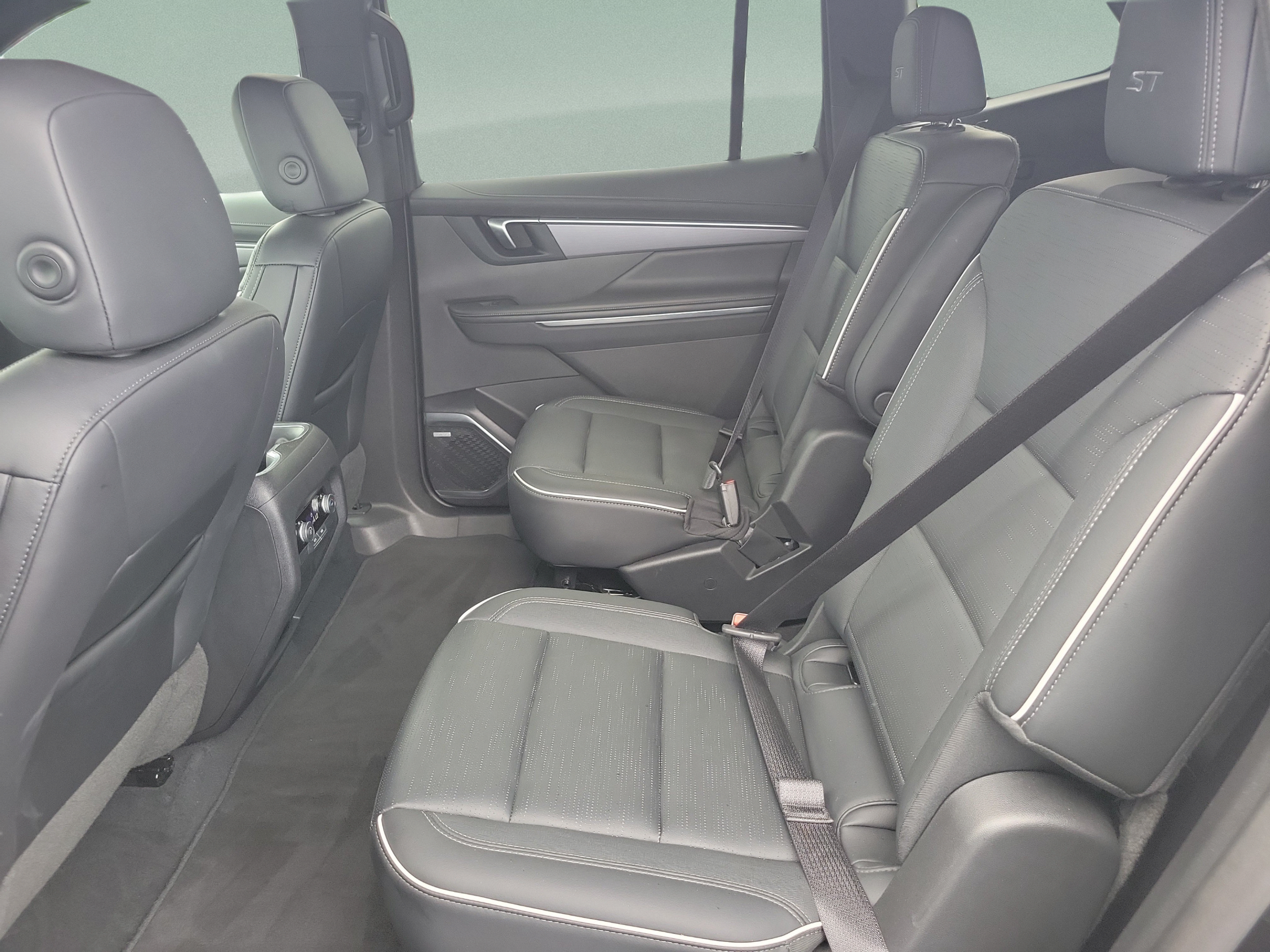 Used 2025 Buick Enclave Sport Touring FWD image 77