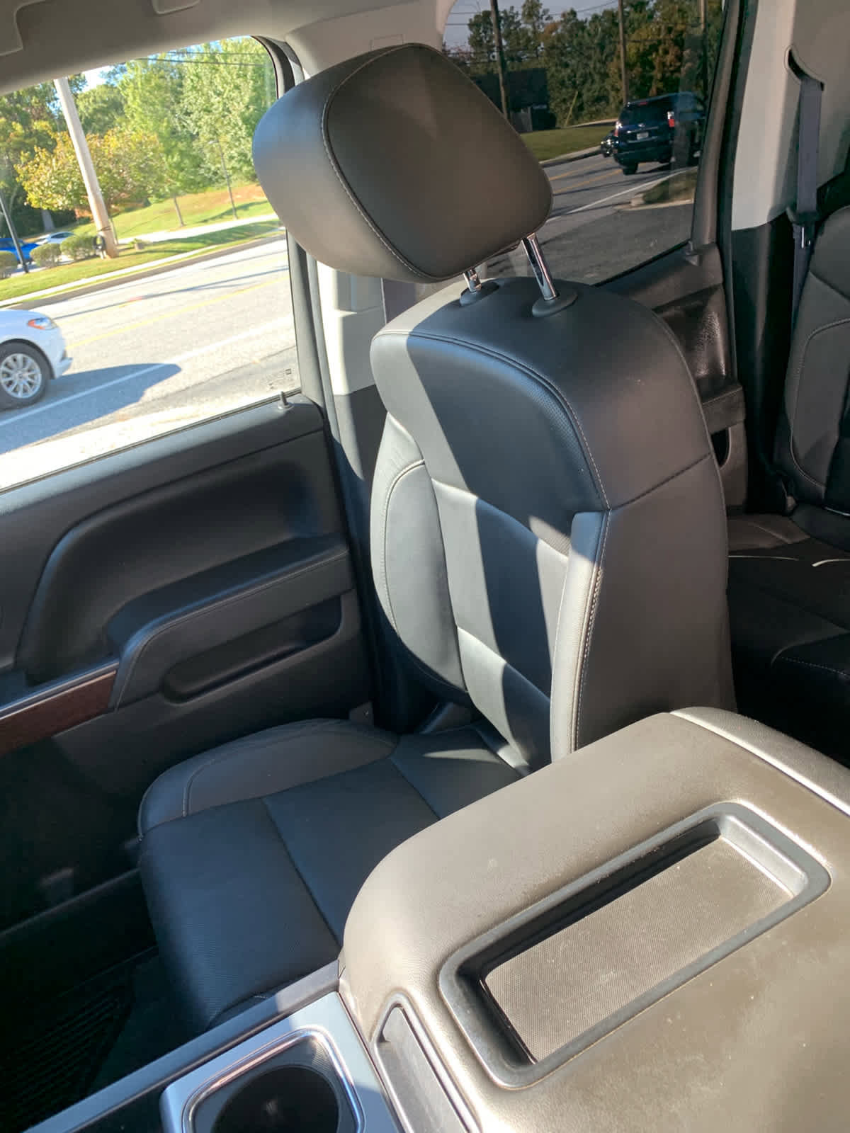 Used 2015 GMC Sierra 1500 SLT w/ Driver Alert Package image 18