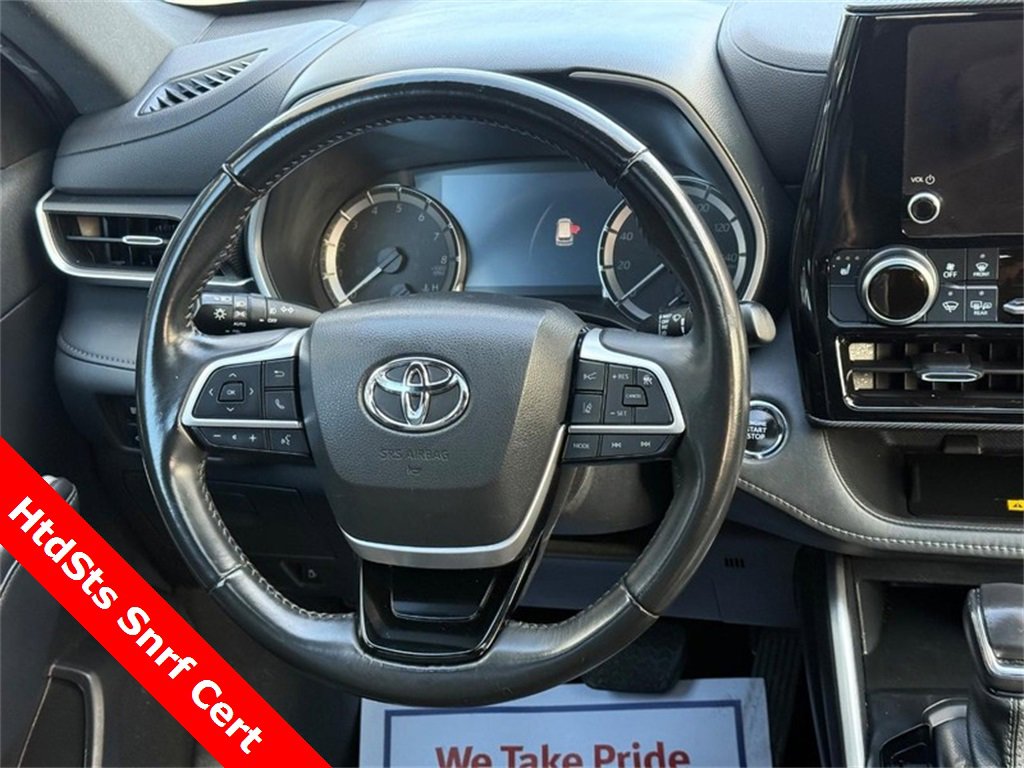 Used 2023 Toyota Highlander XSE image 16