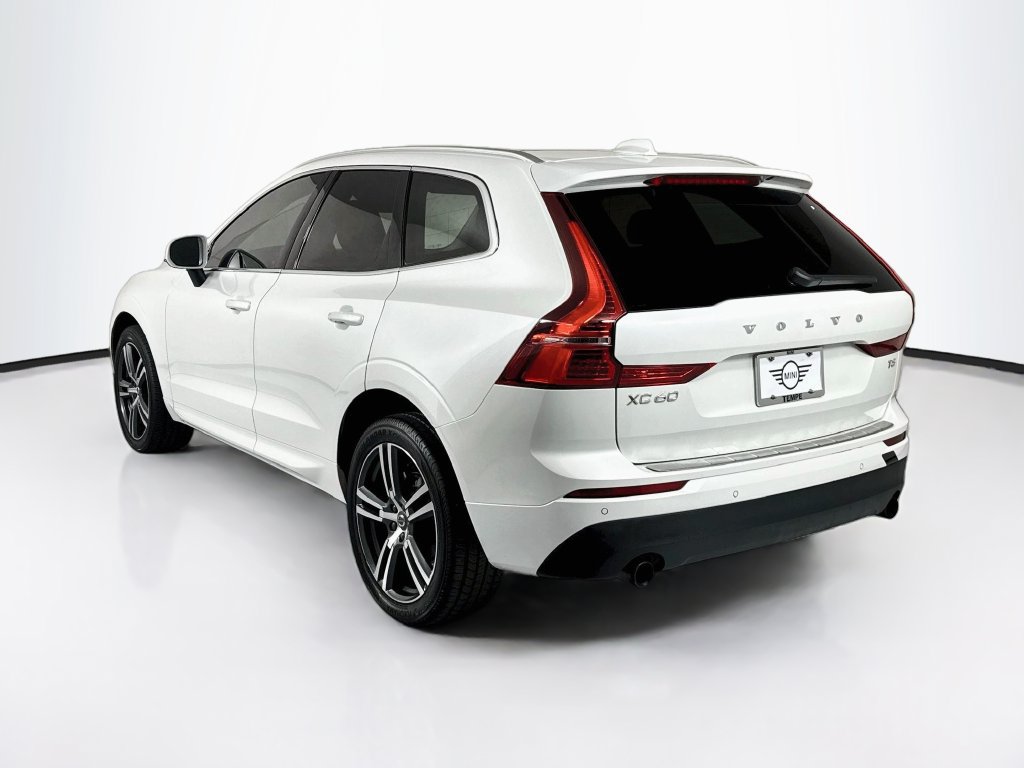 Used 2021 Volvo XC60 T5 Momentum w/ Protection Package Premier FWD image 7