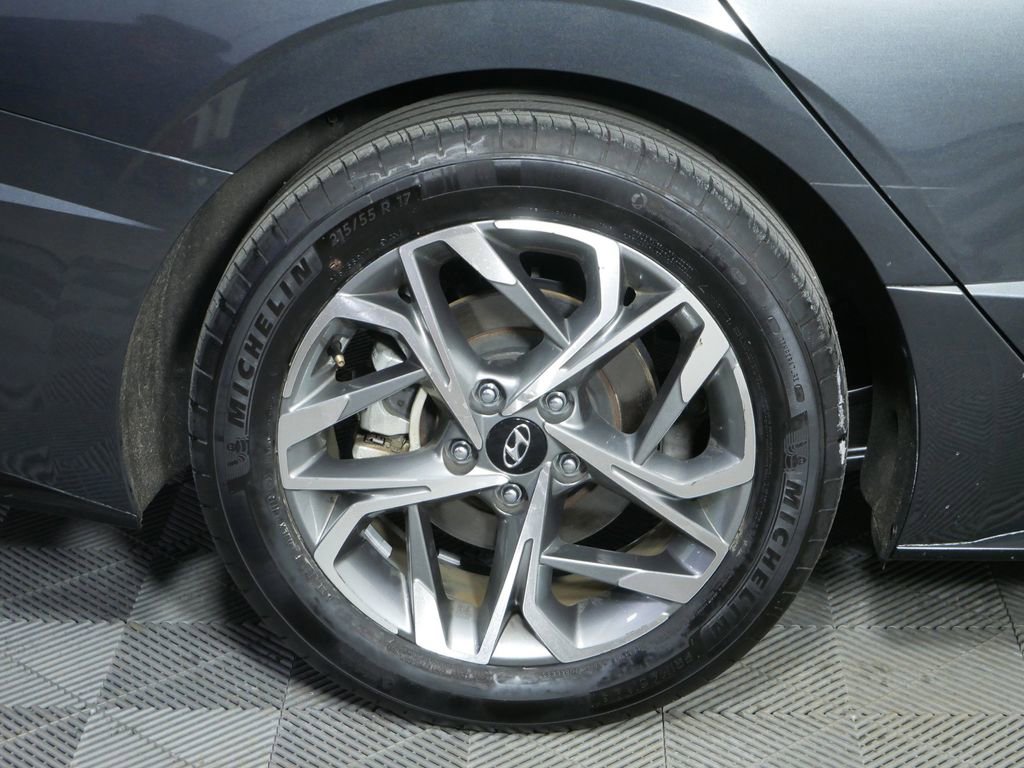 Used 2022 Hyundai Sonata SEL w/ Convenience Package image 11