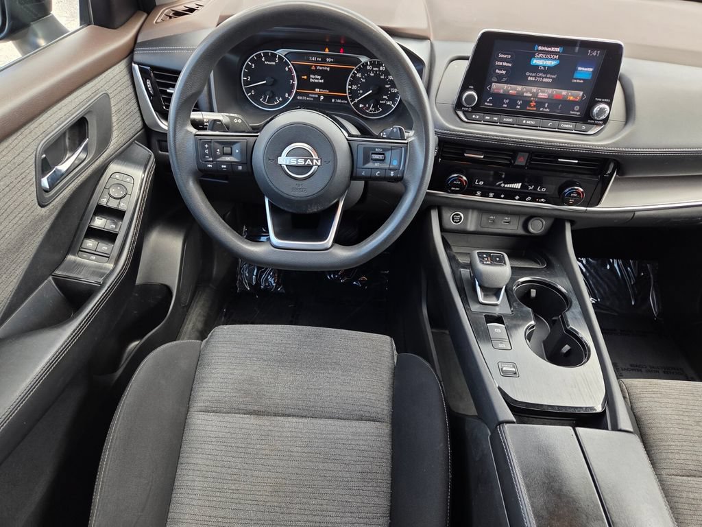 Used 2022 Nissan Rogue SV FWD image 8