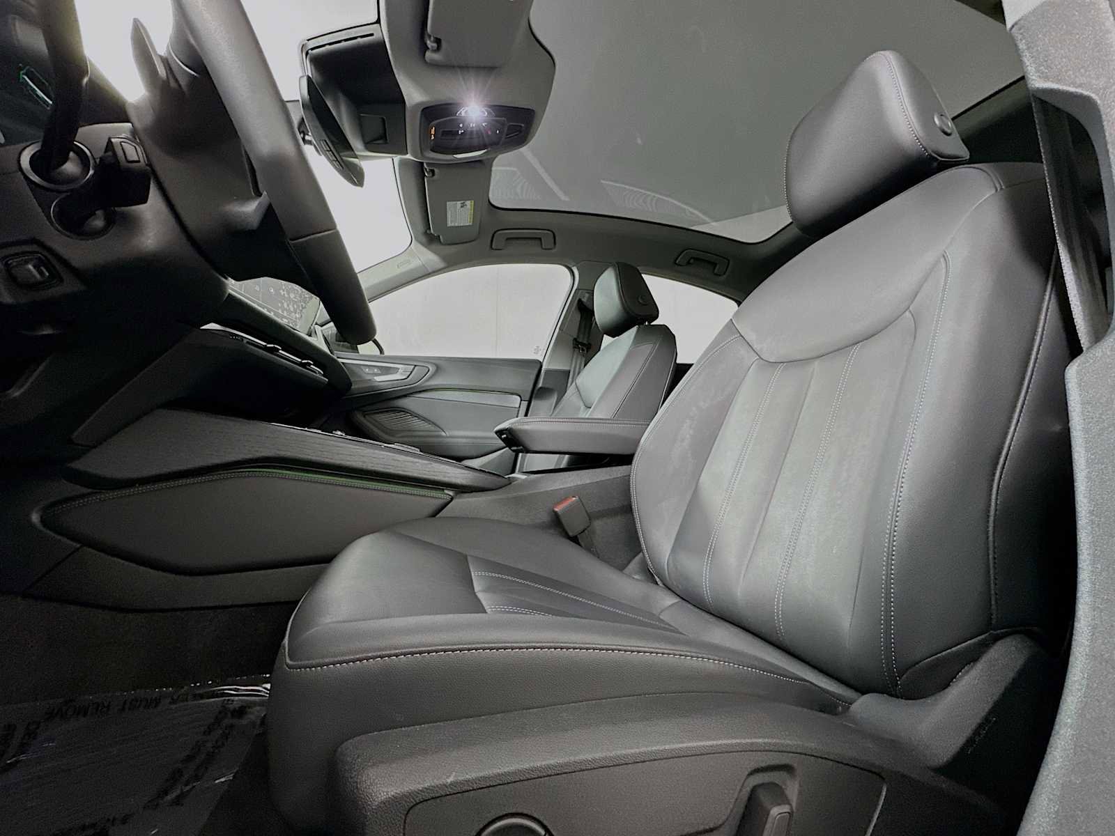 Certified 2025 Audi A5 2.0T Premium w/ Convenience Package image 18