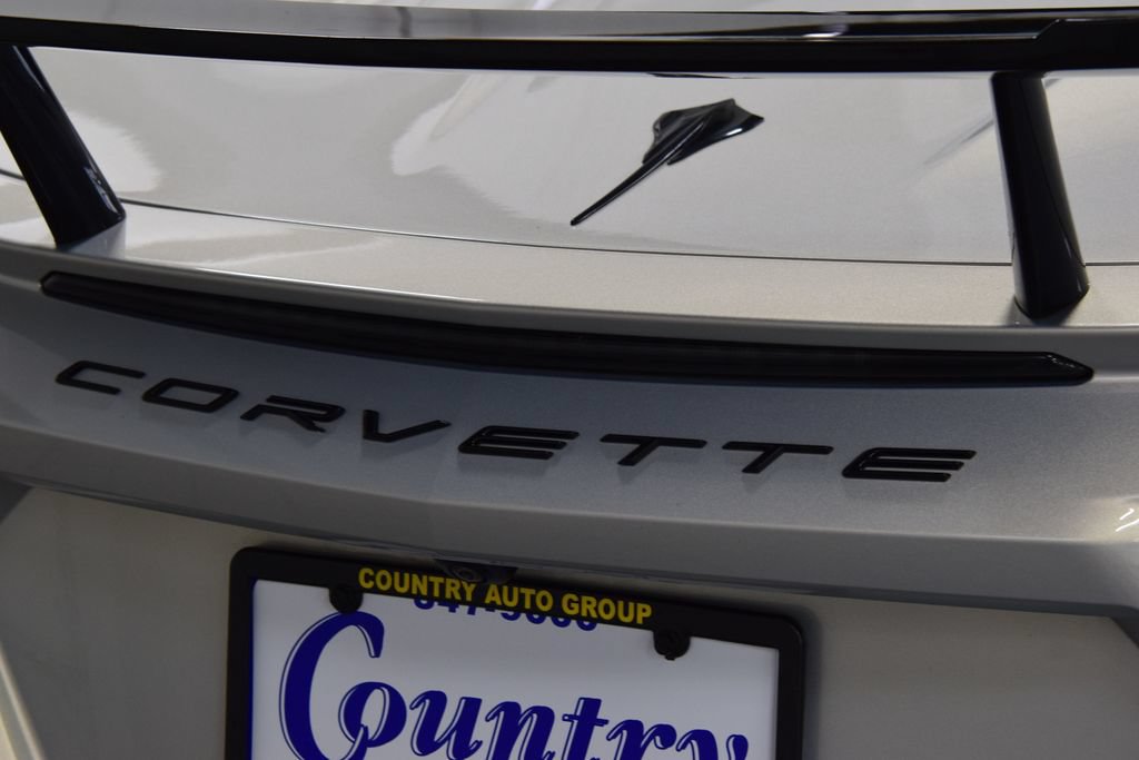Used 2022 Chevrolet Corvette Stingray Preferred Conv w/ Z51 Performance Package RWD image 21