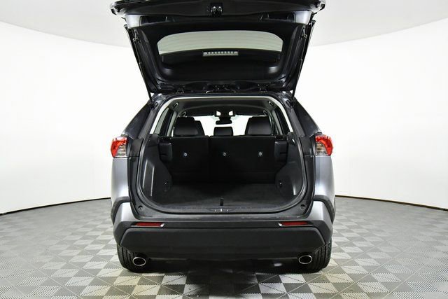 Used 2025 Toyota RAV4 XLE image 25