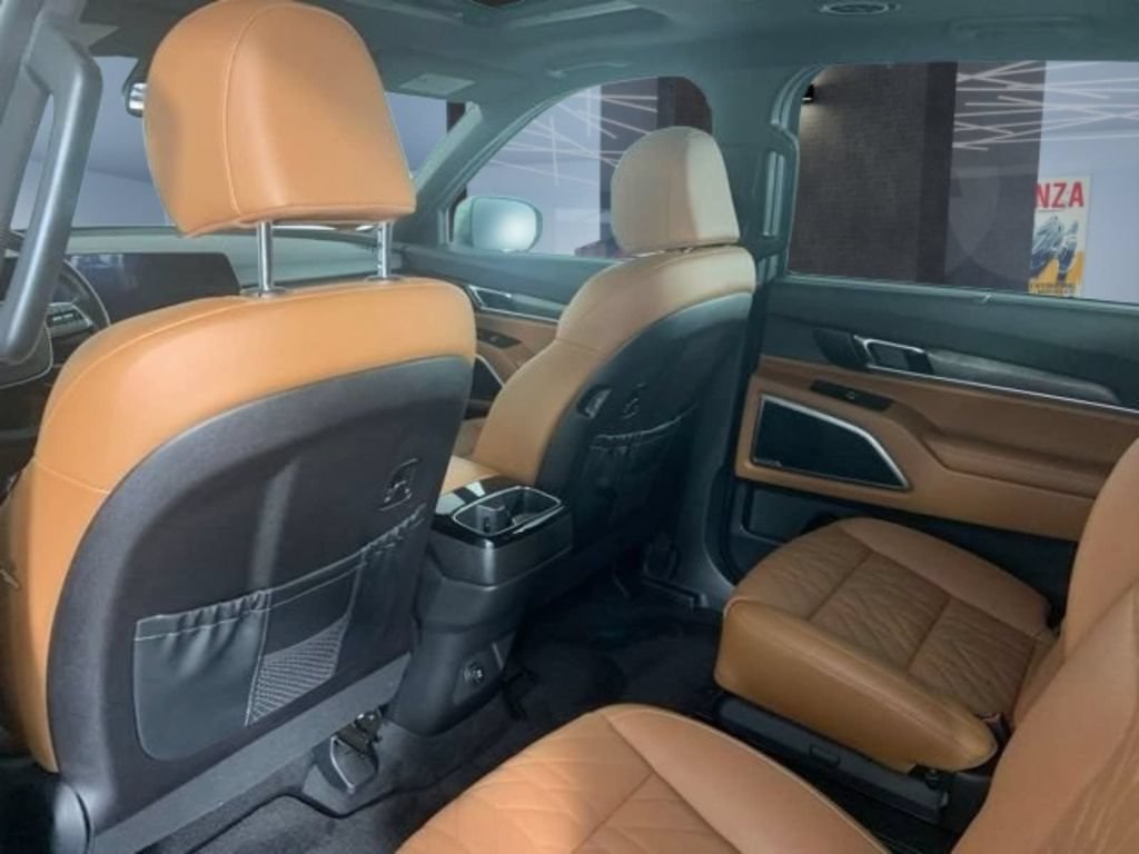 Used 2025 Kia Telluride EX X-Line AWD/4WD image 21