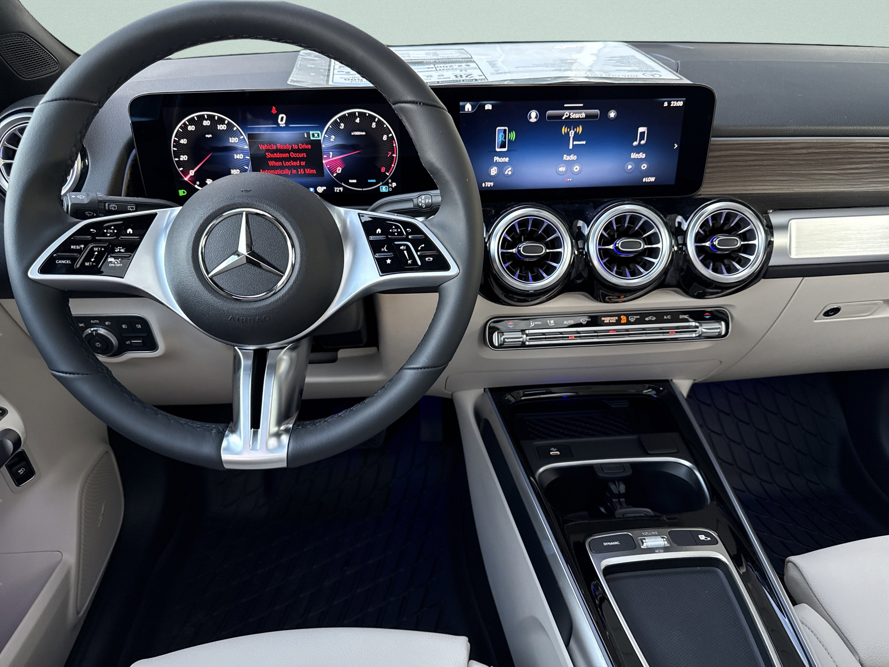 New 2026 Mercedes-Benz GLB 250 image 35