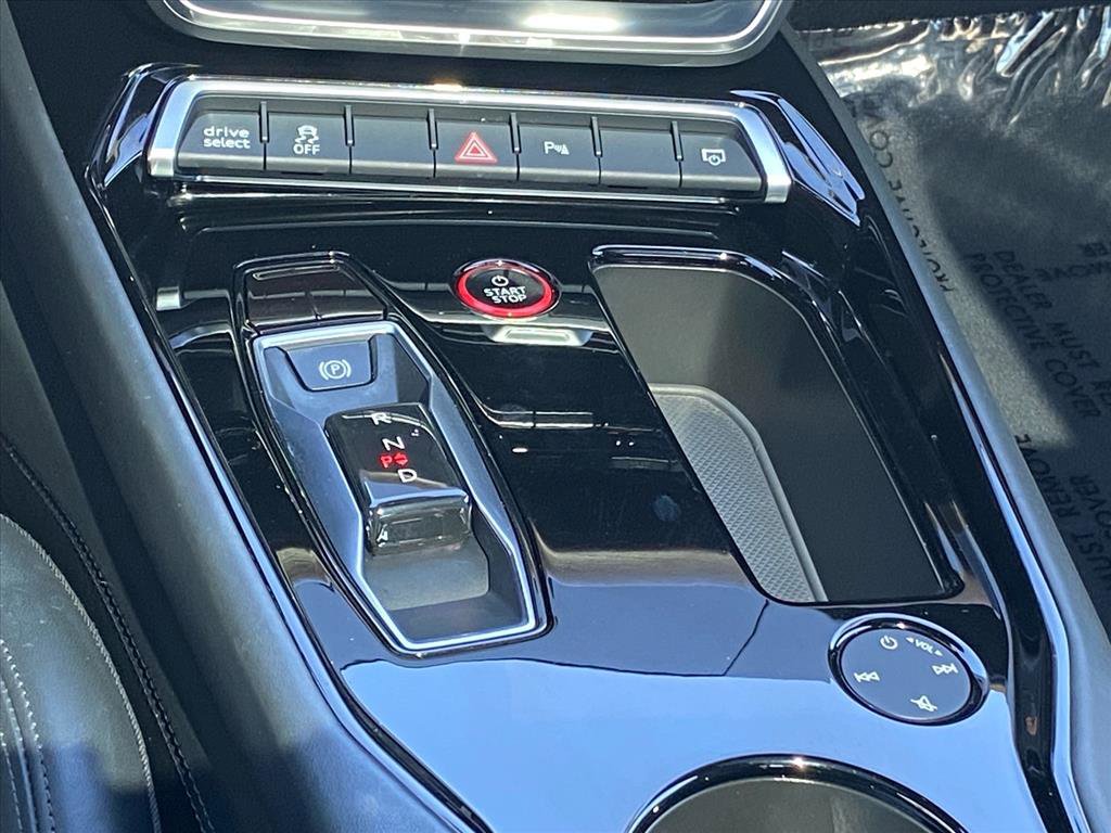 Used 2023 Audi e-tron GT Premium Plus image 11