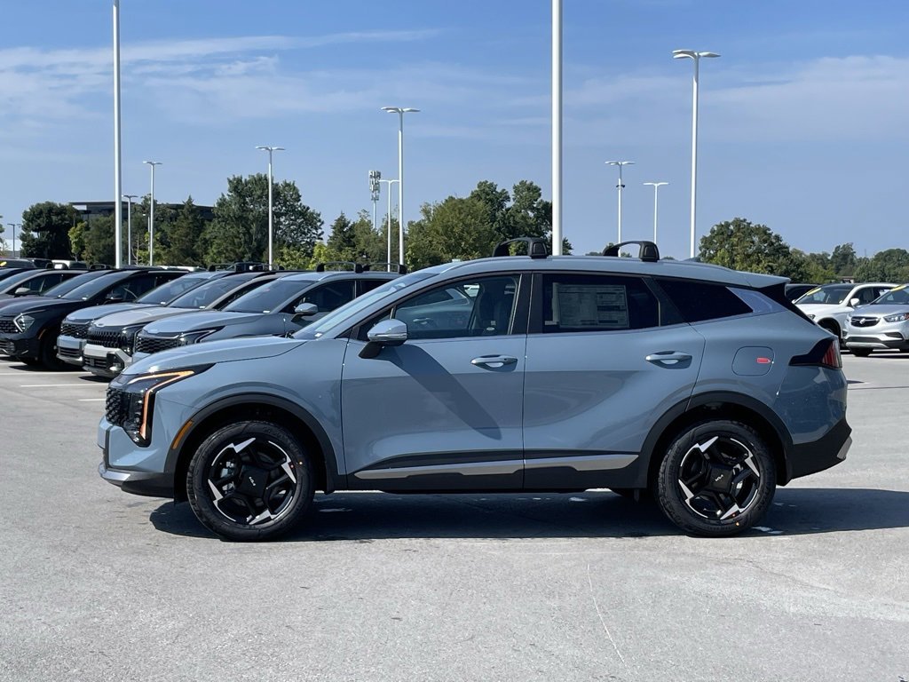 New 2026 Kia Sportage EX image 4