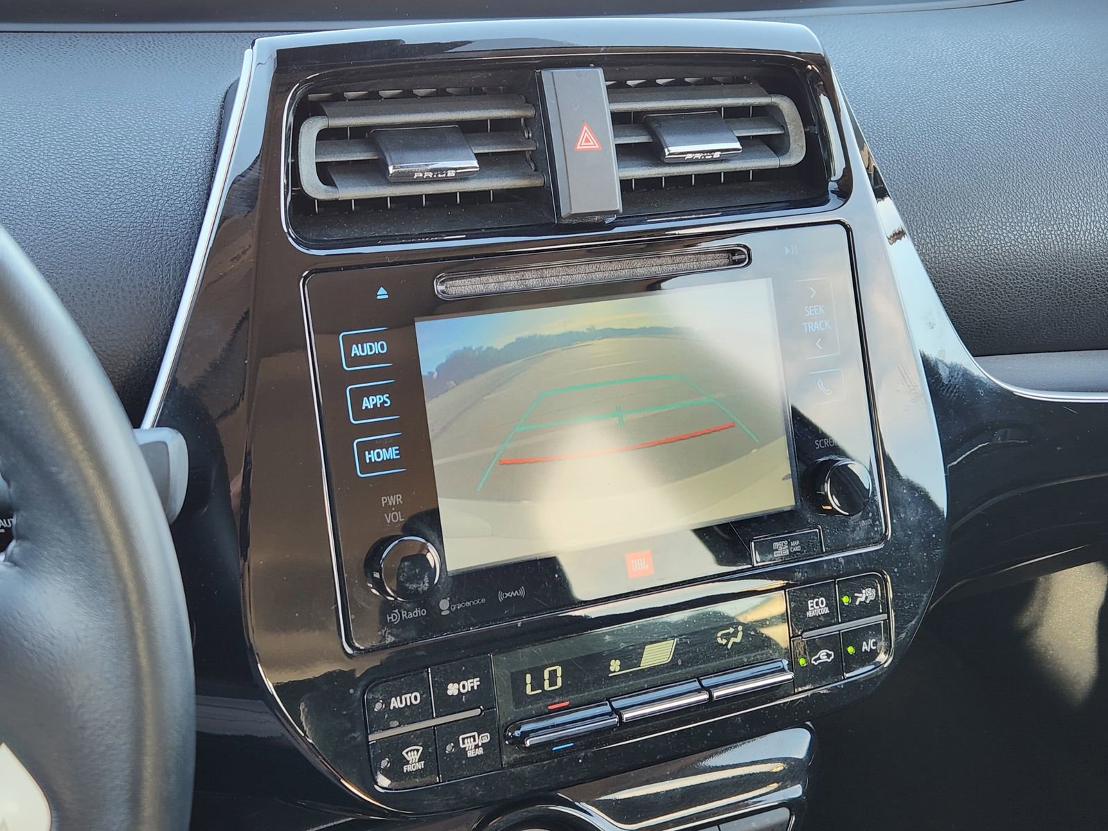 Used 2016 Toyota Prius Four w/ Advanced Technology Package image 25