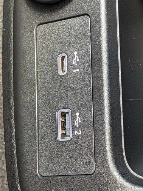 Used 2024 Nissan Ariya FWD image 27