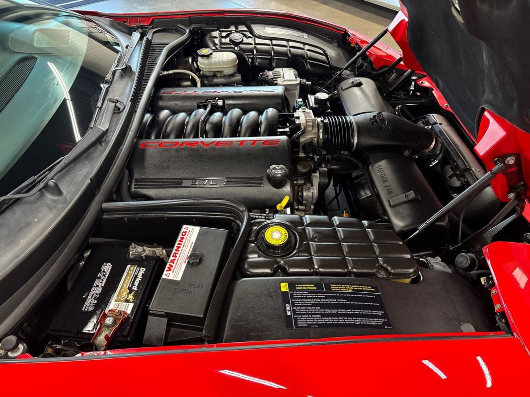 Used 2004 Chevrolet Corvette Coupe w/ Roof Package image 56