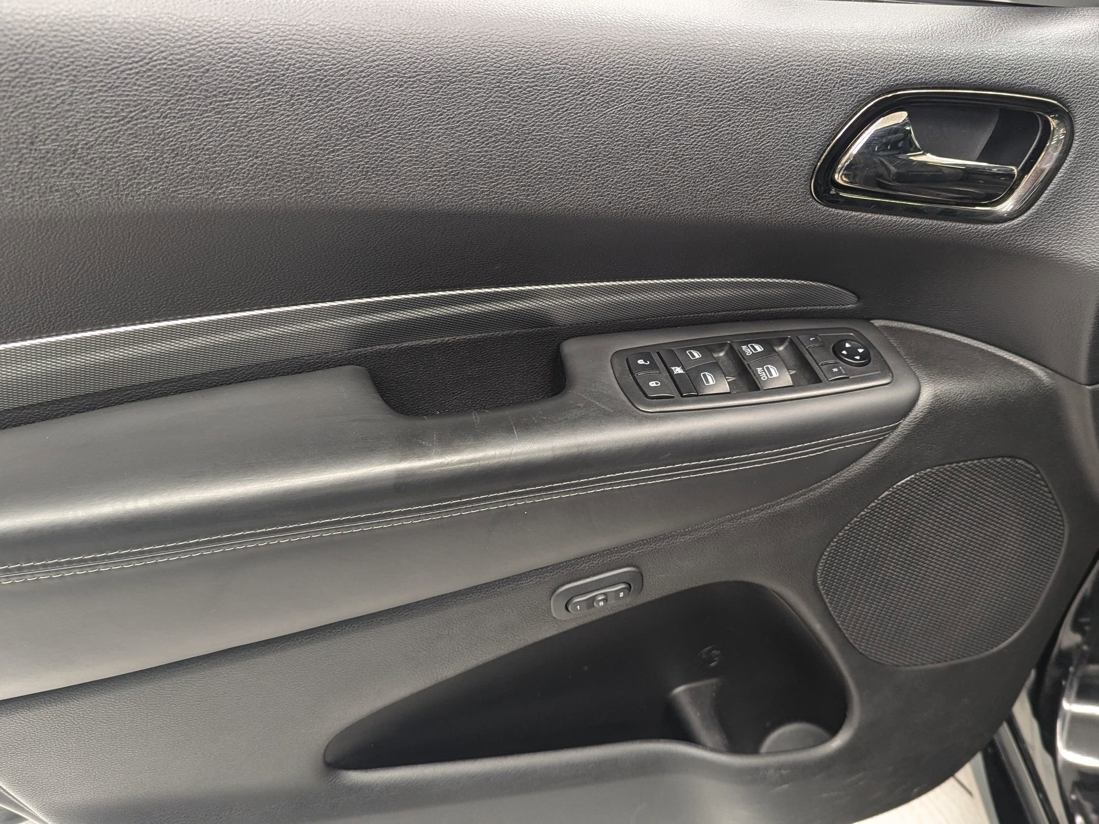 Used 2020 Dodge Durango R/T w/ Blacktop Package image 9