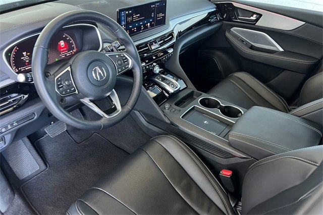 Certified 2025 Acura MDX w/ Technology Package image 10