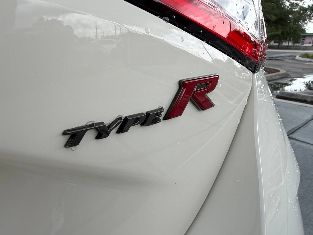 Used 2023 Honda Civic Type R image 7