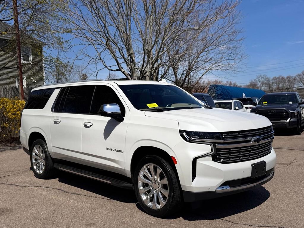 Used 2021 Chevrolet Suburban Premier image 8