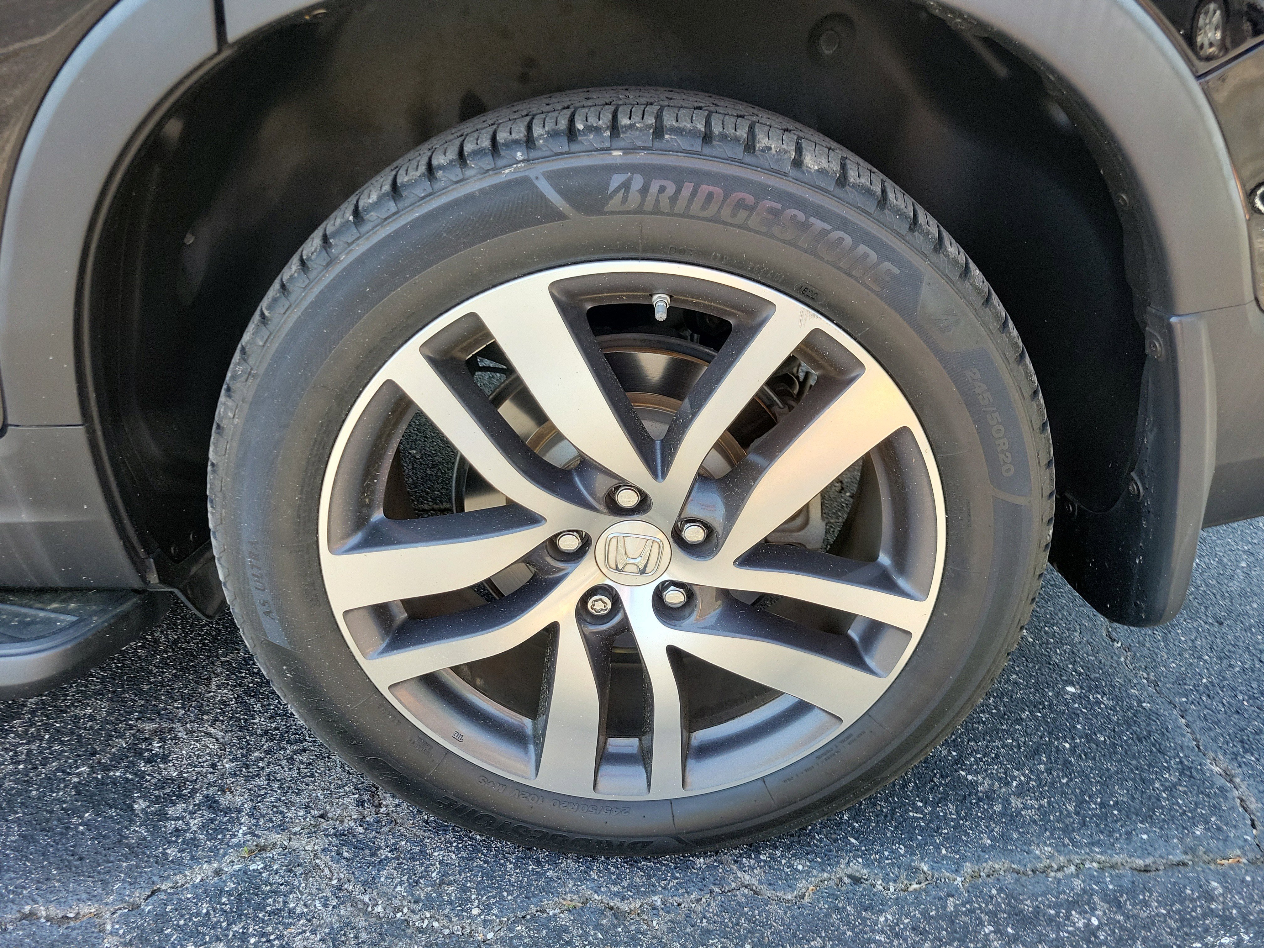 Used 2017 Honda Pilot Elite image 28