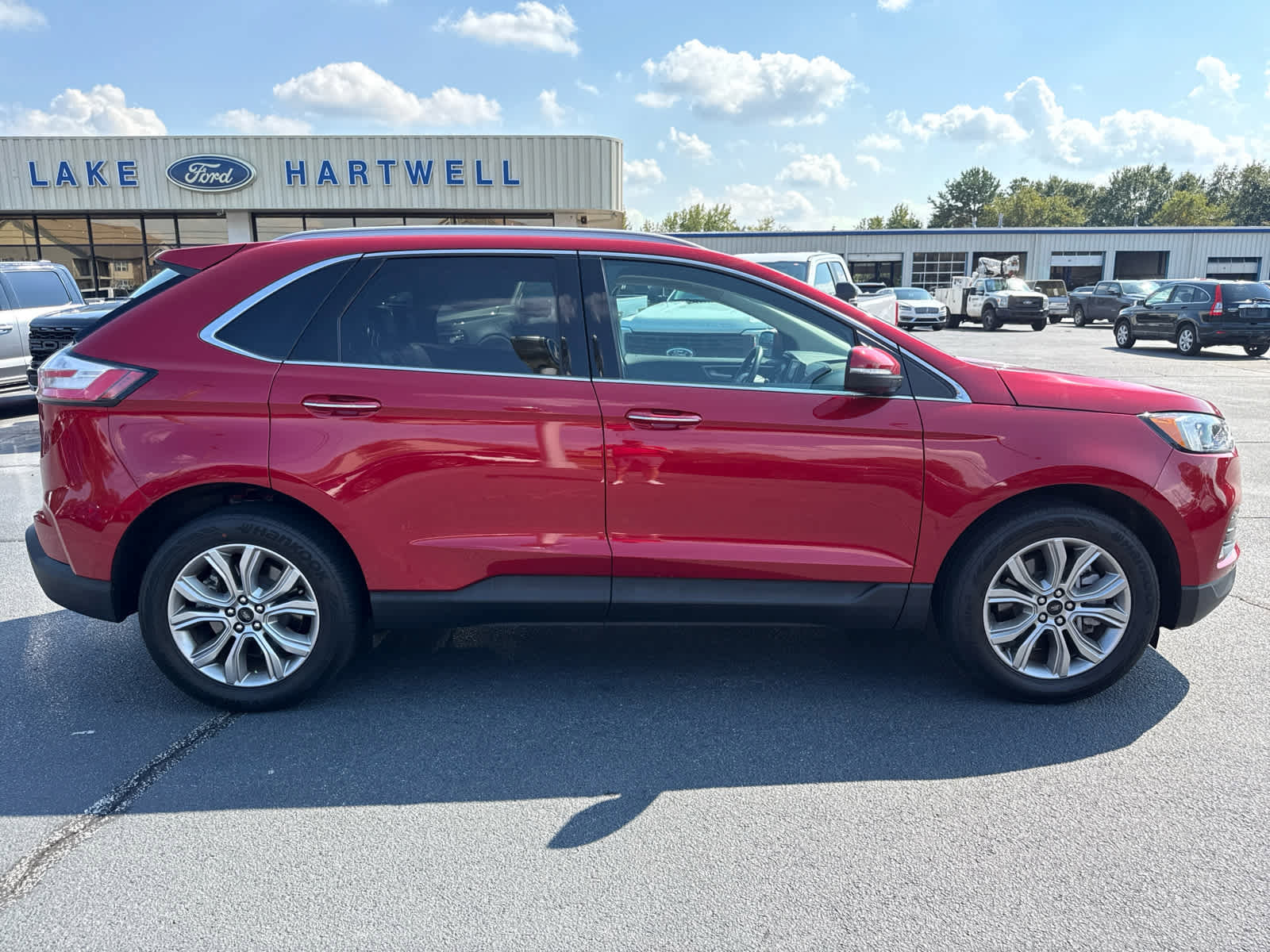 Certified 2024 Ford Edge Titanium image 25