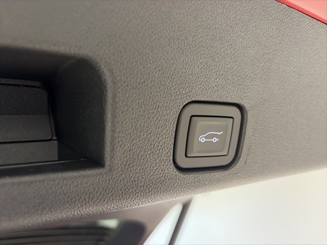 New 2026 Chevrolet Traverse LT w/ Driver Confidence Package image 15