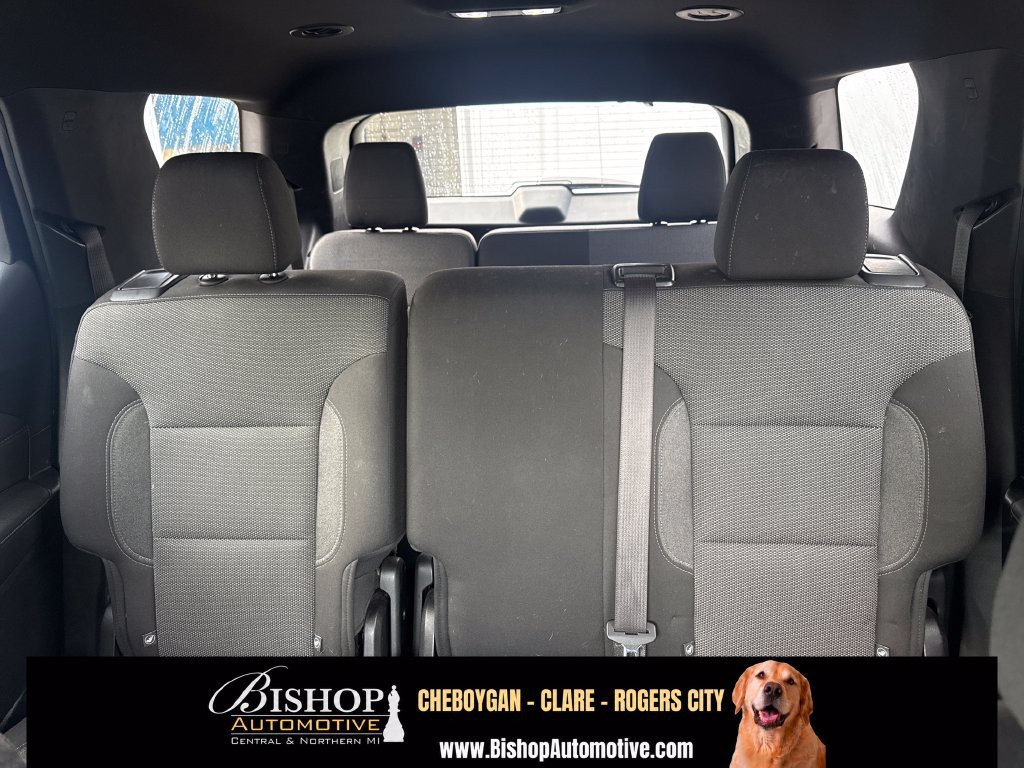 Used 2022 Chevrolet Traverse LT w/ Midnight/Sport Edition AWD/4WD image 6