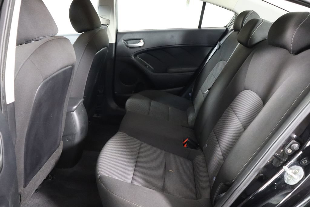 Used 2018 Kia Forte LX FWD image 16