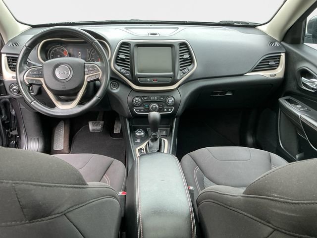 Used 2016 Jeep Cherokee 75th Anniversary AWD/4WD image 11